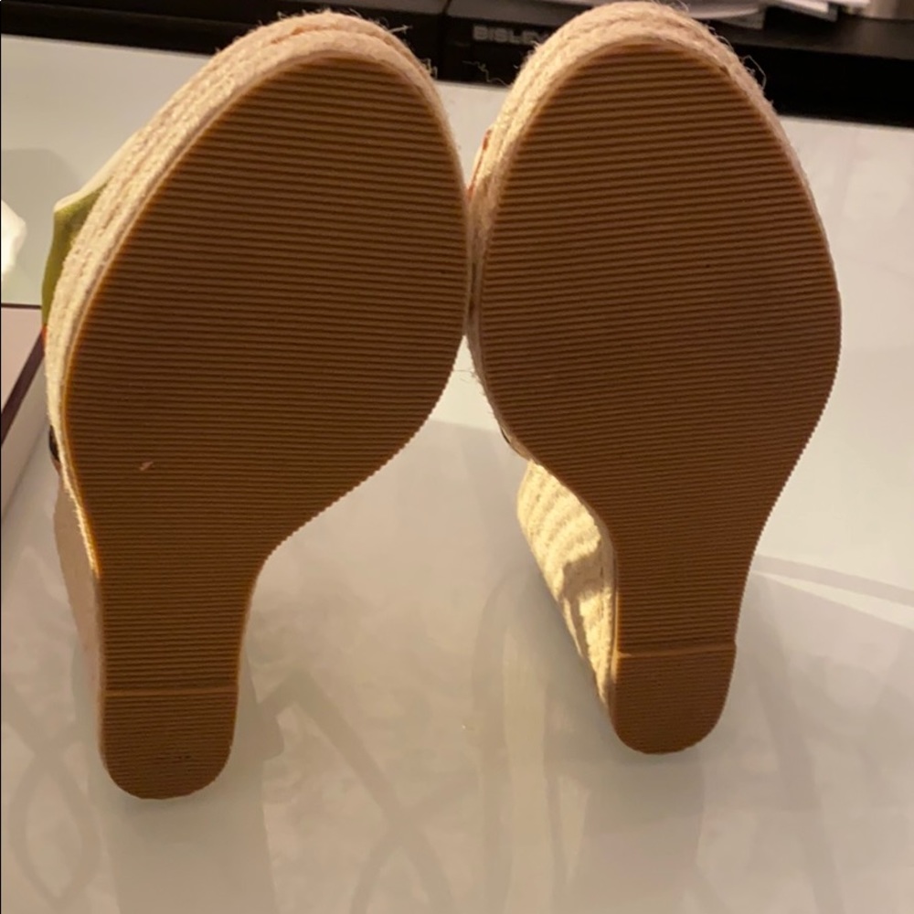 Coach Catolina Stripe/V Wedges 8m - Picture 3 of 5